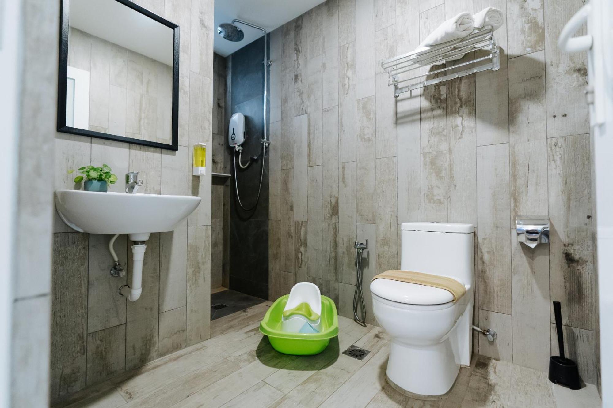 Wang'S Bnb 4 Bedrooms Villa George Town Extérieur photo